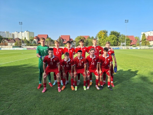 Сборная Молдовы U17 проиграла Латвии в последнем матче отборочного мини-турнира к ЧЕ-2024 (видеообзор)