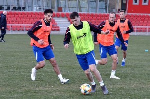 Восемь игроков "Петрокуба" примут участие в тренировочном сборе со сборной Молдовы
