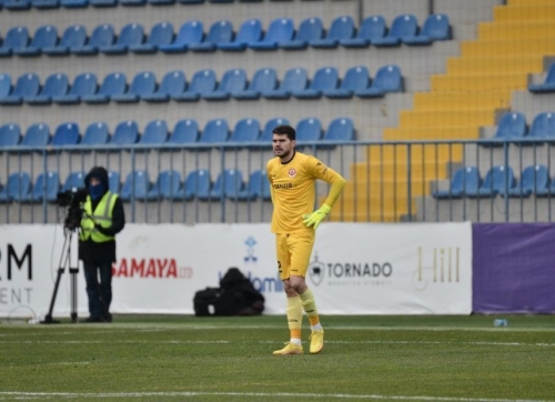 СМИ: Кристиан Аврам продлил контракт с азербайджанским клубом