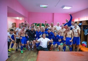 Клуб Дениса Русу выиграл Суперкубок Румынии, Степан Сикач дебютировал в Казахстане: выступление наших за границей