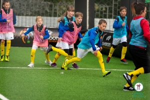У детей будет свободный доступ к футбольным полям, отреставрированным в рамках проекта "Футбол в школах"