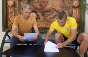 Ștefan Burghiu a prelungit contractul cu Zimbru