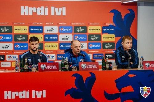 Виталий Дамашкан: "То, что происходит в сборной Чехии - это сугубо их проблема. Нам нужно сосредоточиться на нашей команде"