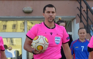 Молдавские арбитры рассудят матч между юношескими командами "Зенита" и "Челси"