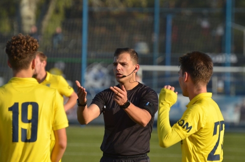 O brigadă de arbitri din Republica Moldova va deservi un meci din UEFA Conference League