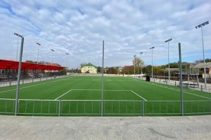În Ciorescu a fost dat în exploatare un nou stadion de mini-fotbal. Duminică aici va fi jucată semifinala turneului Amoliga