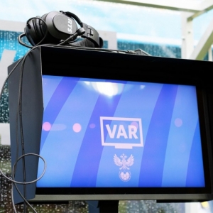Система VAR в Суперлиге? Владимир Антонов: "ФИФА готовит специальную программу для упрощенного использования VAR"